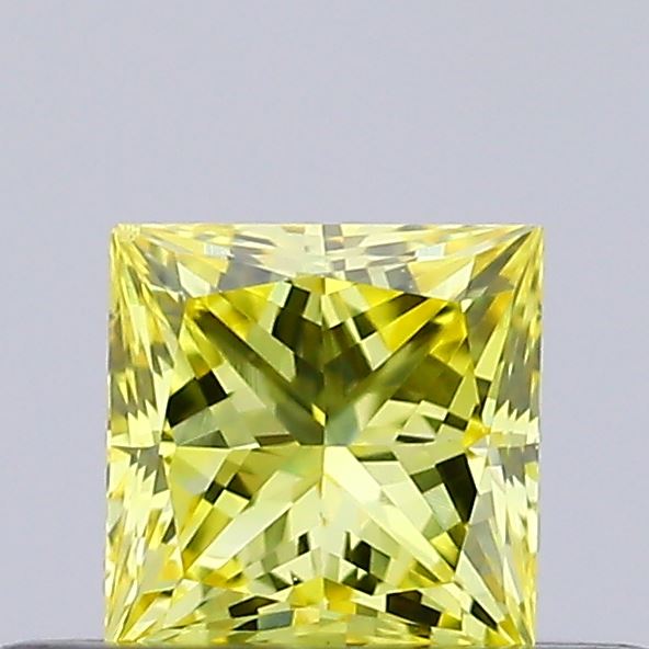 0.28 carat princess diamond