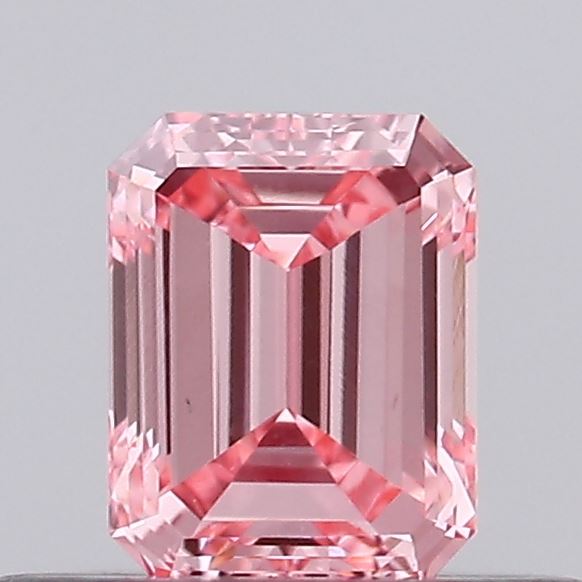 0.26 carat emerald diamond