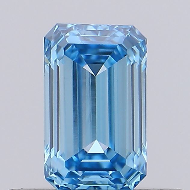 0.32 carat emerald diamond