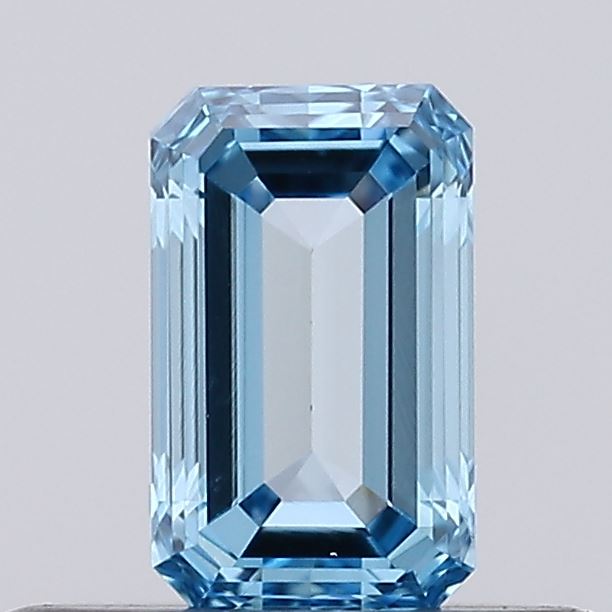 0.32 carat emerald diamond