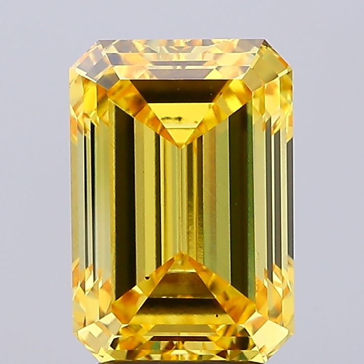 4.07 carat emerald diamond