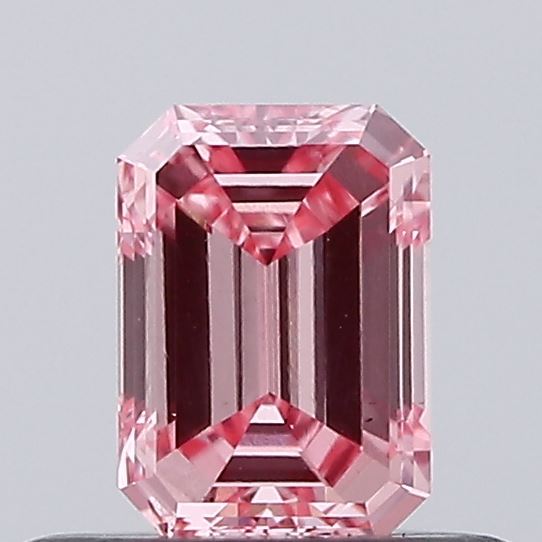 0.33 carat emerald diamond