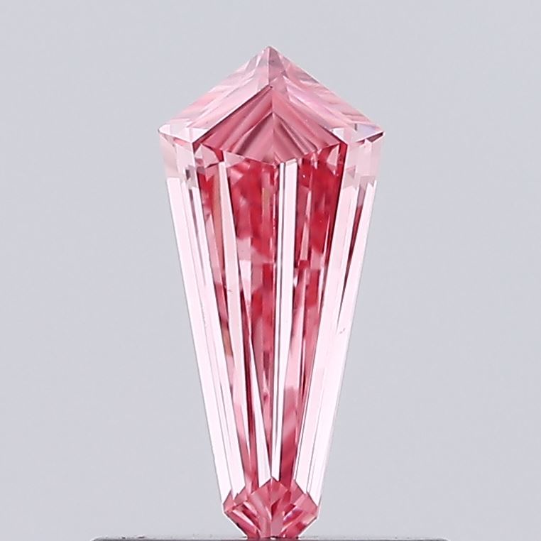 0.30 carat kite diamond