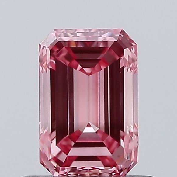 0.55 carat emerald diamond