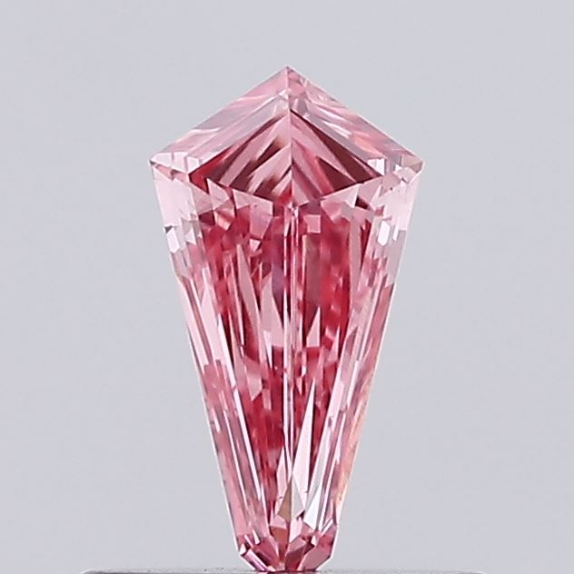 0.28 carat kite diamond