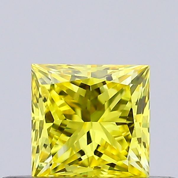 0.29 carat princess diamond